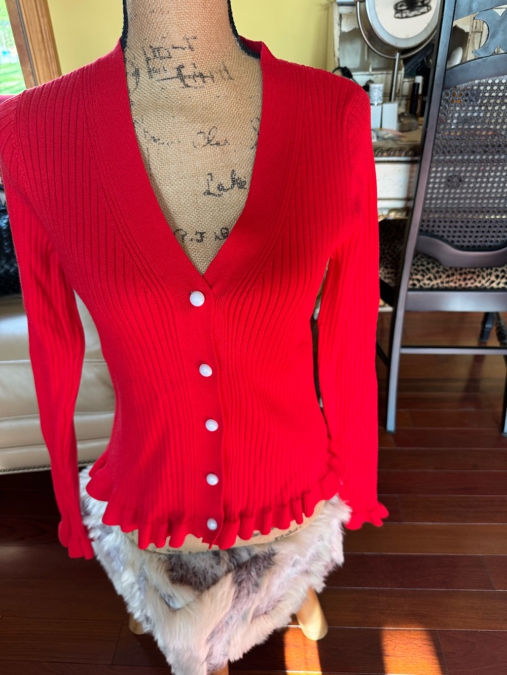 Commense Women’s Red Ribbed V-Neck Button Cardigan Sweater NWT